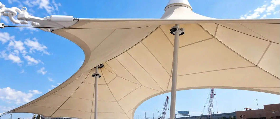 Geometry of a tensile canopy in an outdoor space